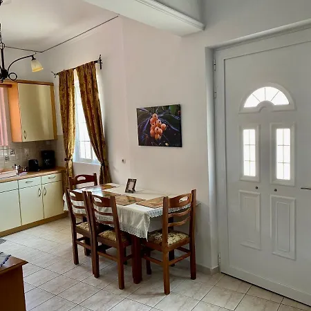 Gallery * Lixouri