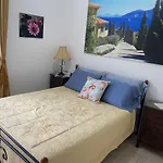Gallery * Ликсури