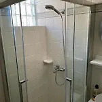 Gallery * Ликсури